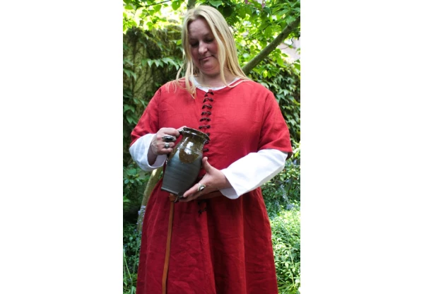A. Kirtle short sleeves