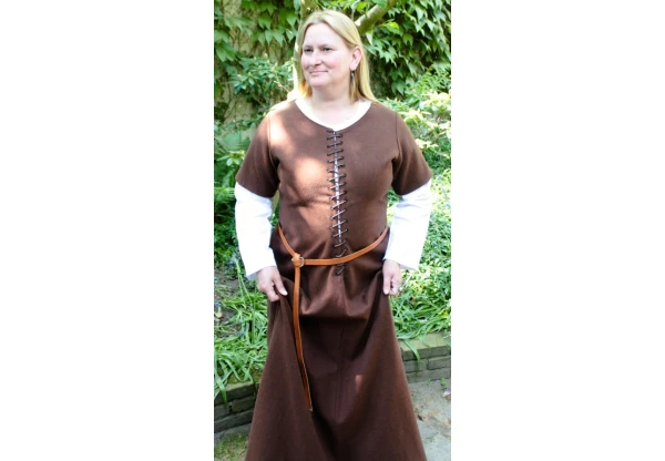 A. Kirtle short sleeves - Image 2