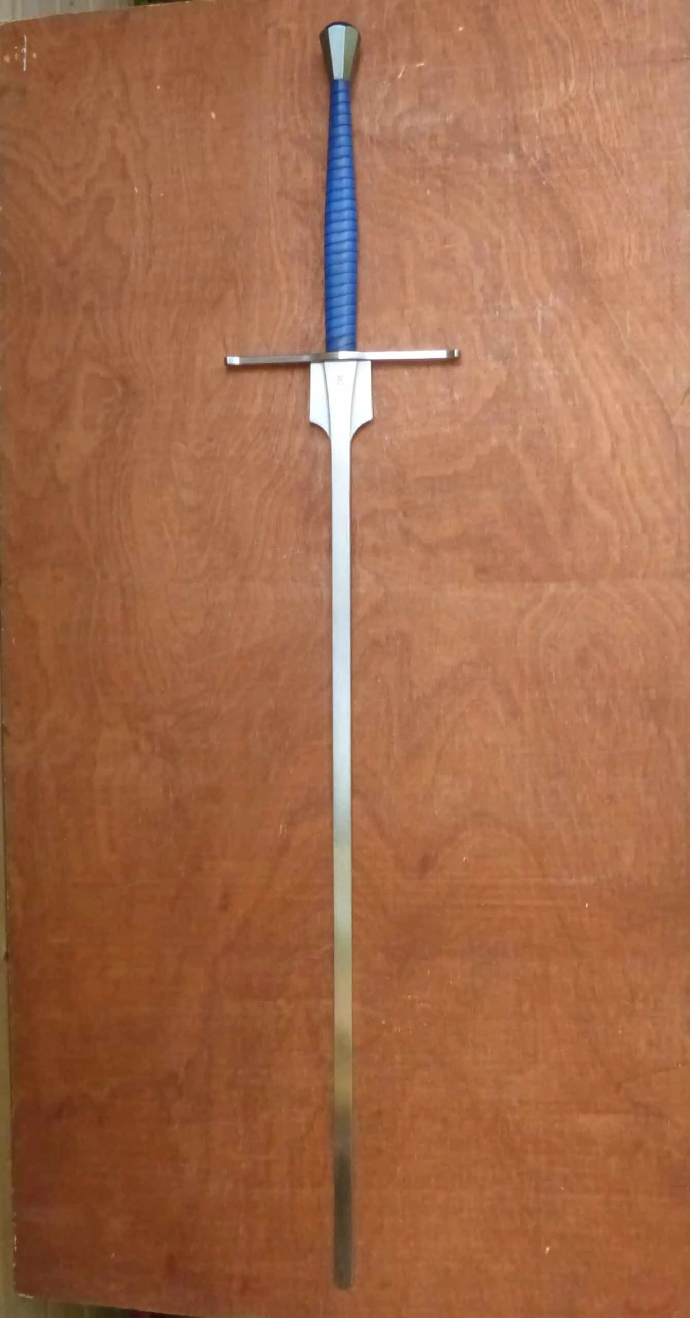 Feder Trnava Medium 5 met spatuated tip door Regenyei - Afbeelding 2