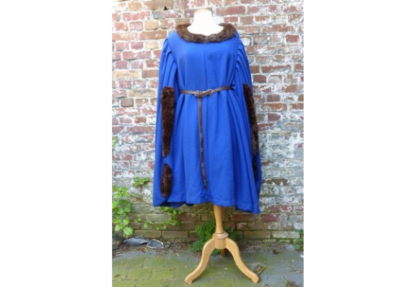 Robe met bont H3-1749