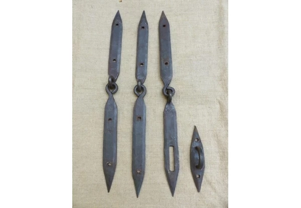 Handgesmeed Viking kistbeslag-0