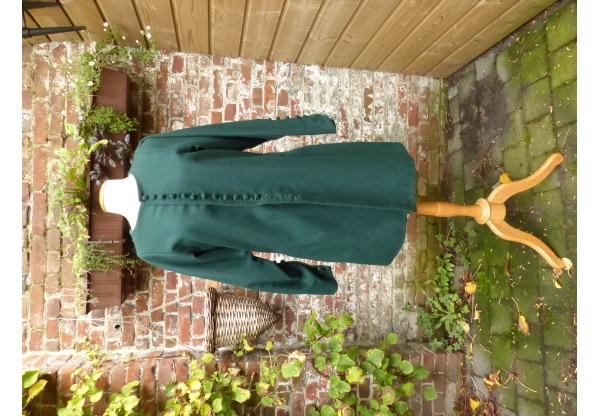 cotehardie dark green