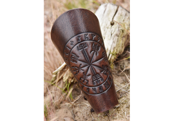 leather bracers with Vegvísir