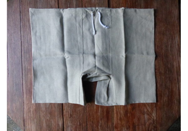 A braies, underpants, midi natural