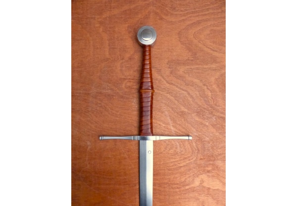 one and a half hand sword 10 by regenyei
