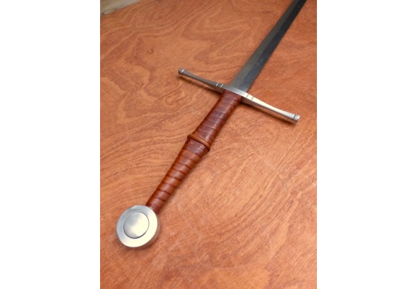 one and a half hand sword 10 by regenyei - Image 4