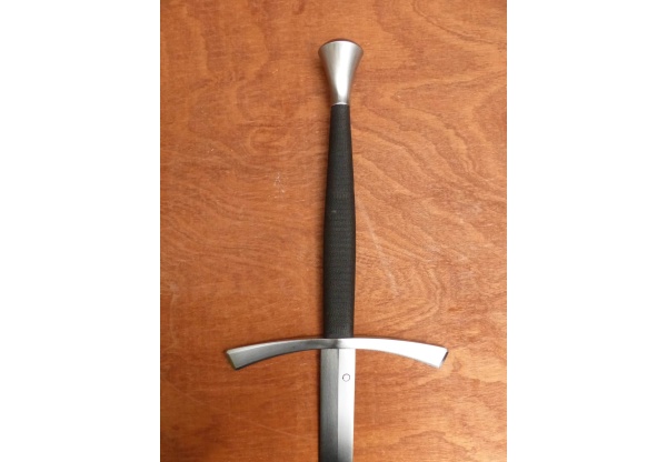 one and a half hand sword 11 by regenyei