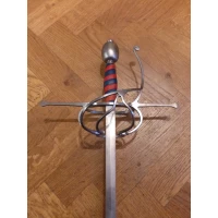 Rapier R4 door Regenyei